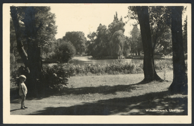 606101 Gezicht in het Wilhelminapark te Utrecht.